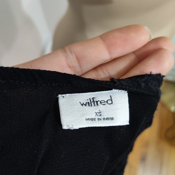 ARITZIA Wilfred Tie Front Blouse Size XS - Picture 7 of 7